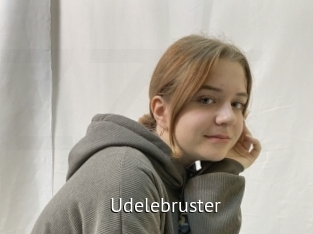Udelebruster