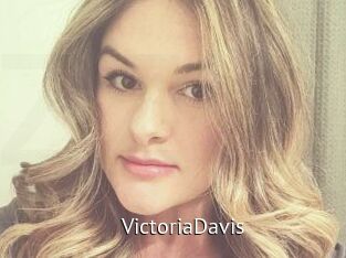 Victoria_Davis