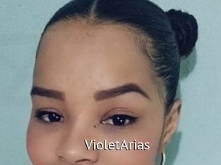 Violet_Arias