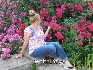 WhiteLadyy