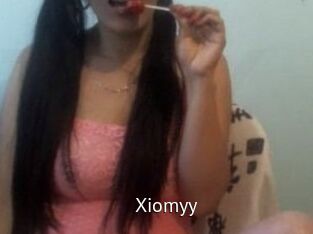 Xiomyy_