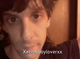 Xxemoboyloverxx