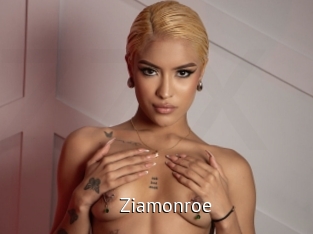ziamonroe Zizi X